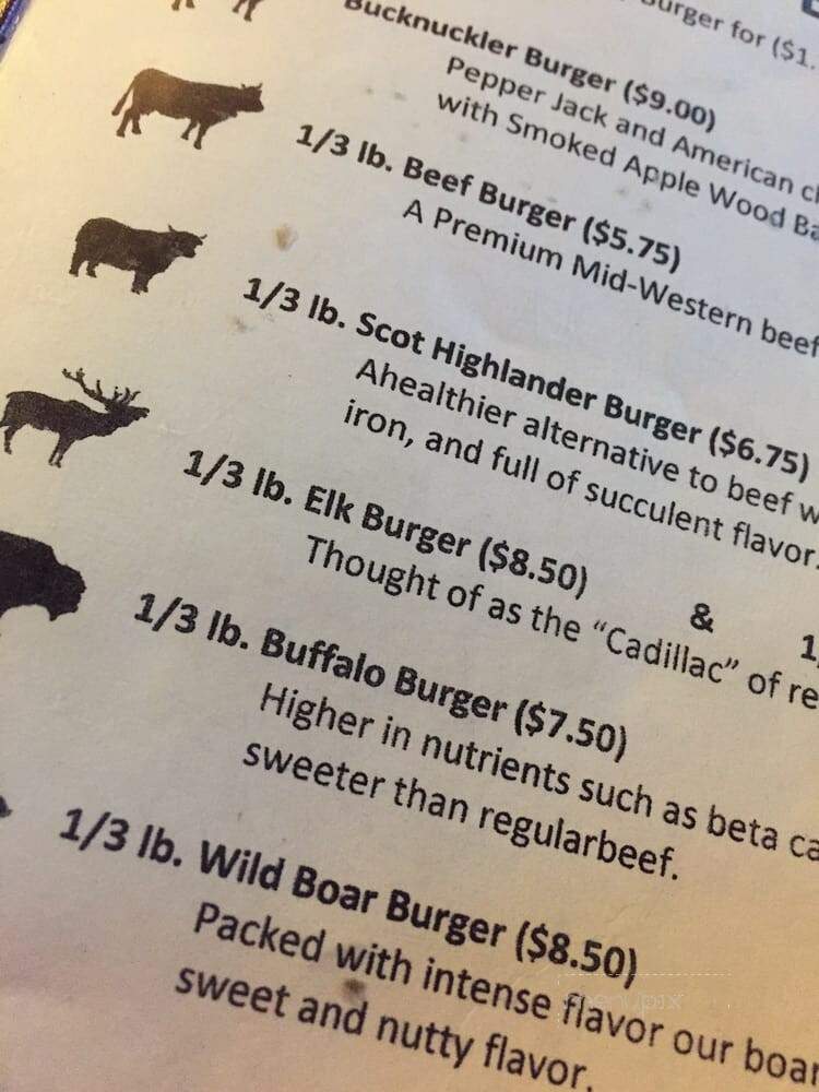 Bucknuckles Bar & Grill - Alma, WI