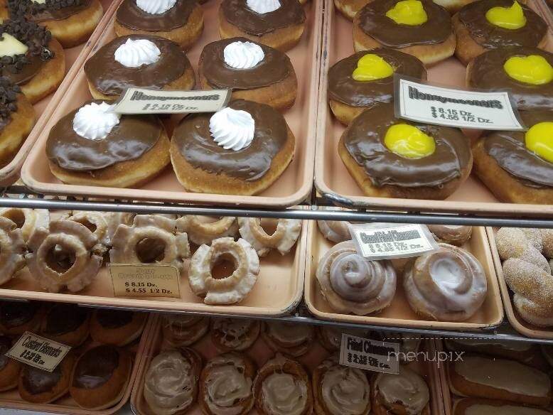 Raphael's Bakery - Bemidji, MN