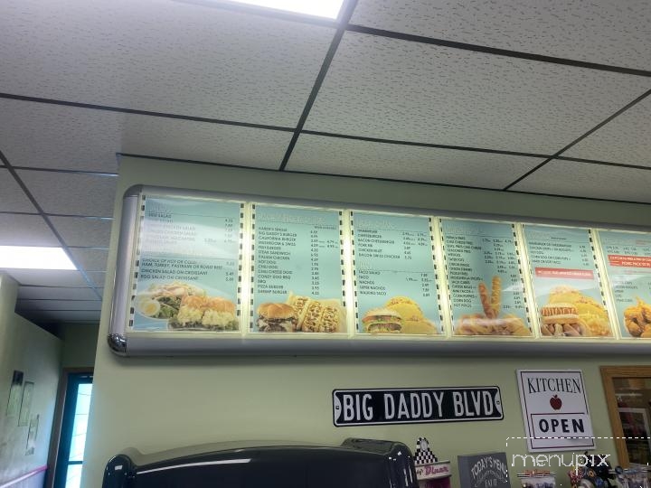 Mac Daddy's - Big Stone City, SD